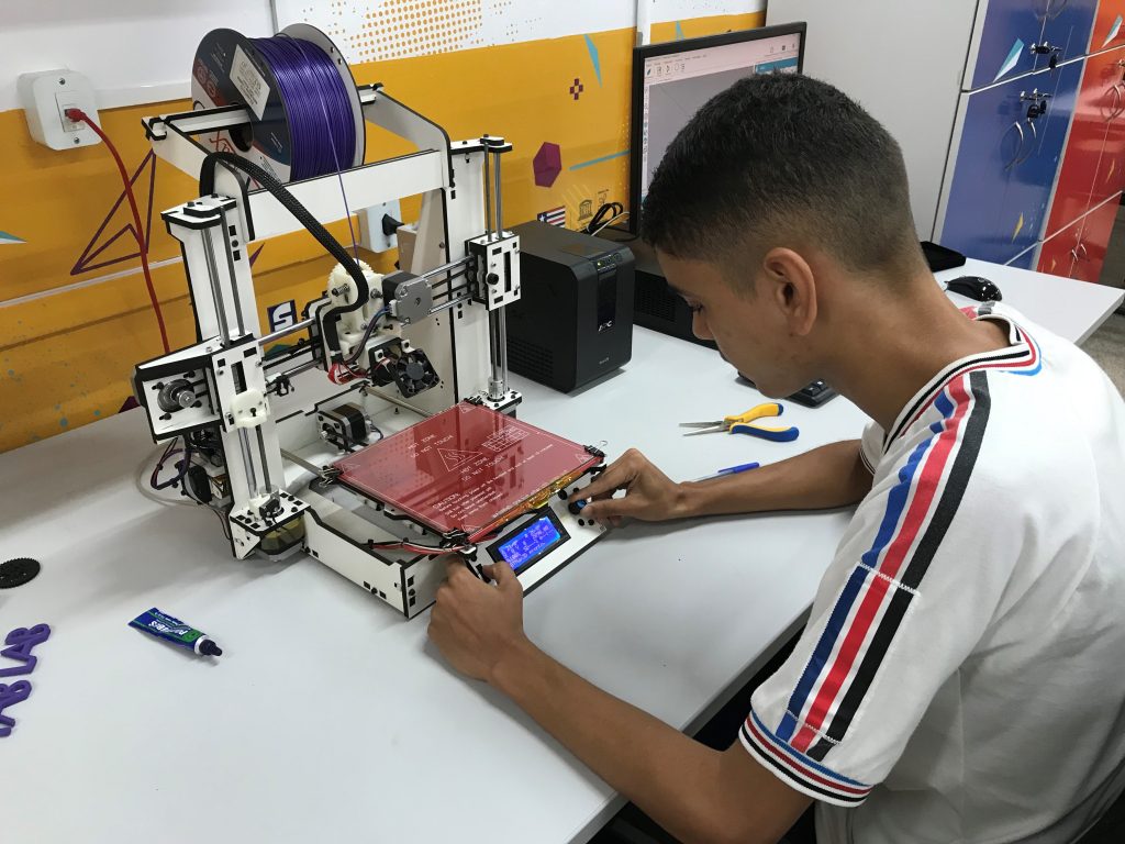 Unidades do Iema em Bacabeira, Pindaré-Mirim e Santa Inês recebem kits de robótica