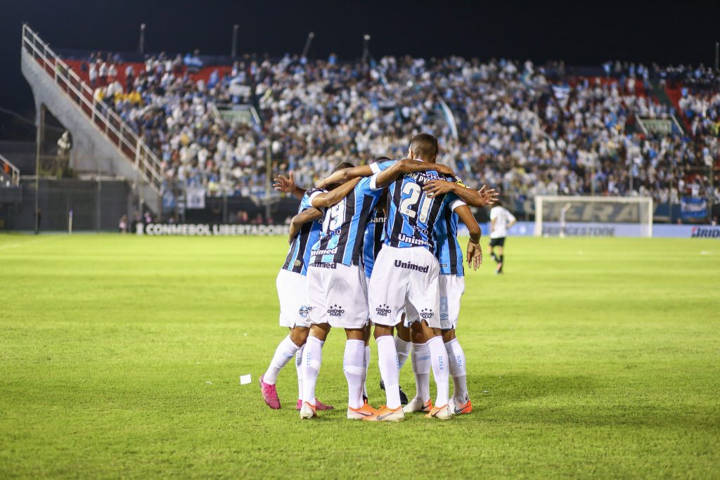 Grêmio vence Libertad no jogo da volta e garante vaga nas quartas de final da Libertadores