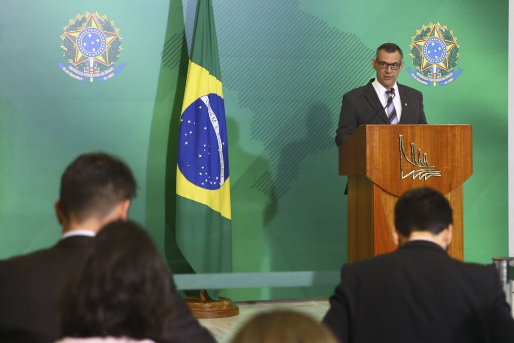 Brasil quer autonomia para gerenciar as doações para Amazônia
