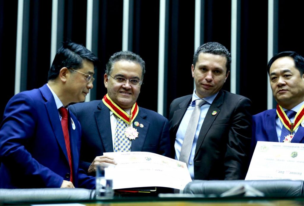 Roberto Rocha é homenageado no Dia Nacional da Migração Chinesa