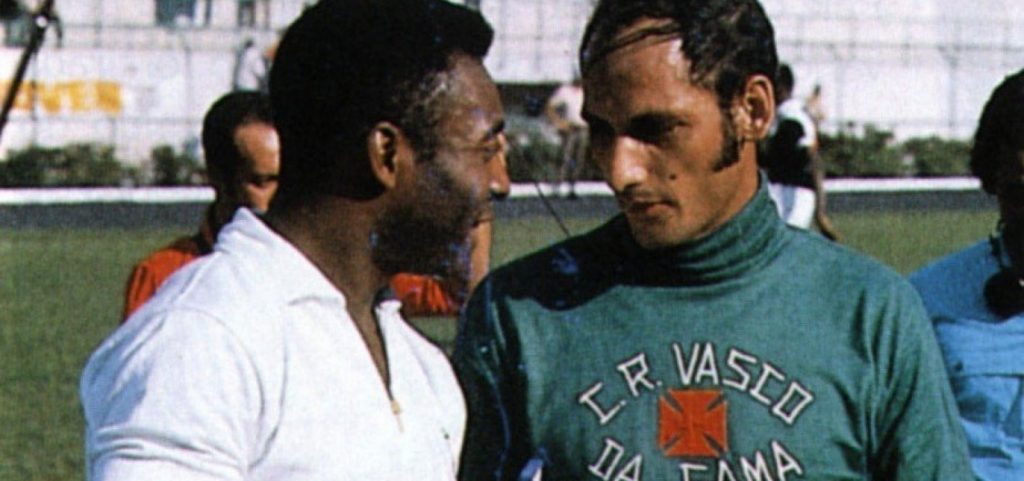 Aos 80 anos, morre o argentino Andrada, goleiro do milésimo gol de Pelé