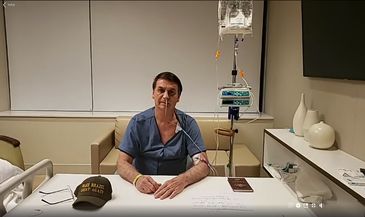 Bolsonaro fala sobre relato de médico que o atendeu após facada