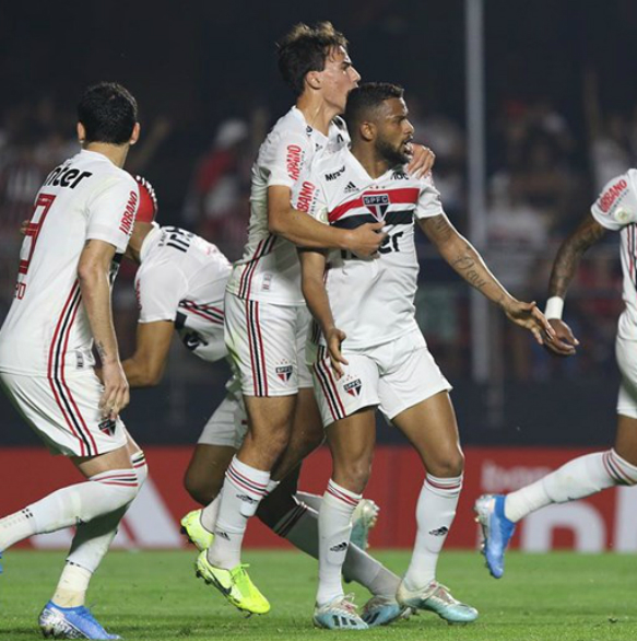 Fernando Diniz lamenta tropeço do São Paulo diante do Fluminense, mas acha que seu time foi melhor