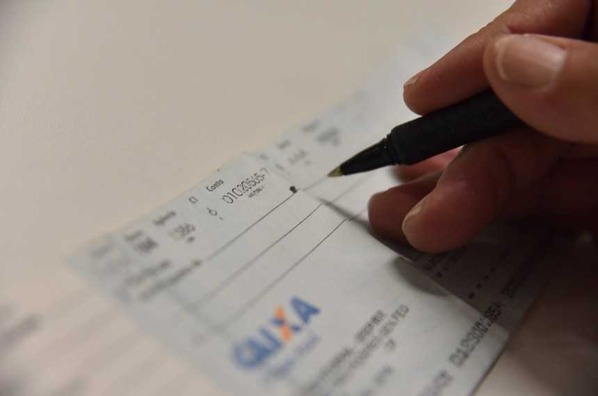 Numa decisão histórica, Caixa Econômica reduz a taxa de juros do cheque especial para 4,99%