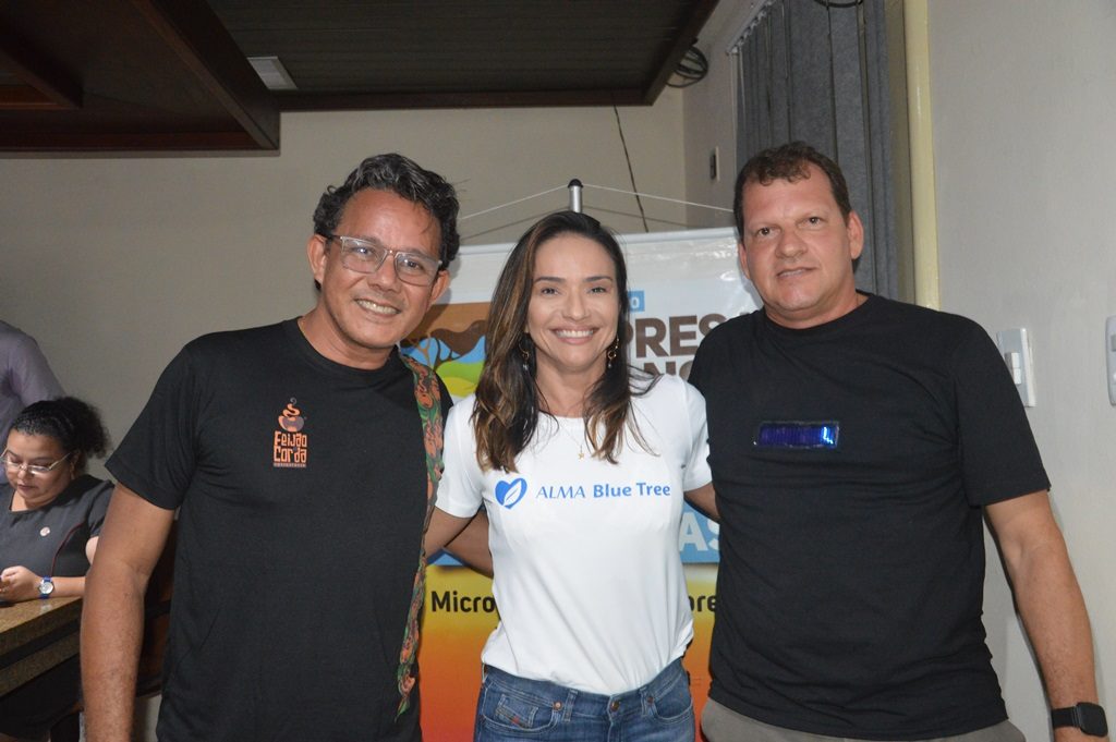 Vencedores do Prêmio Empresa do Ano 2019 comemoram vitória