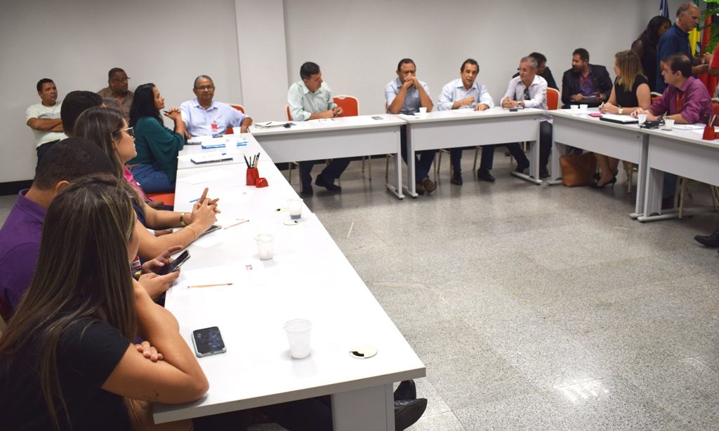 Fiema debate produção de arroz e compras governamentais para o setor