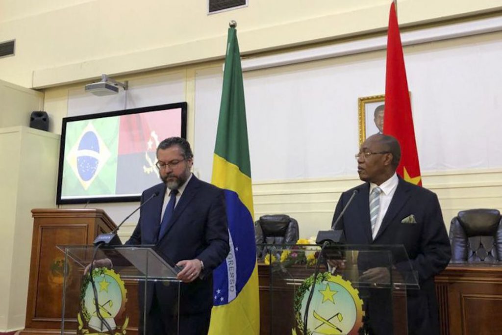 Chanceleres do Brasil e de Angola assinam acordo e de segurança