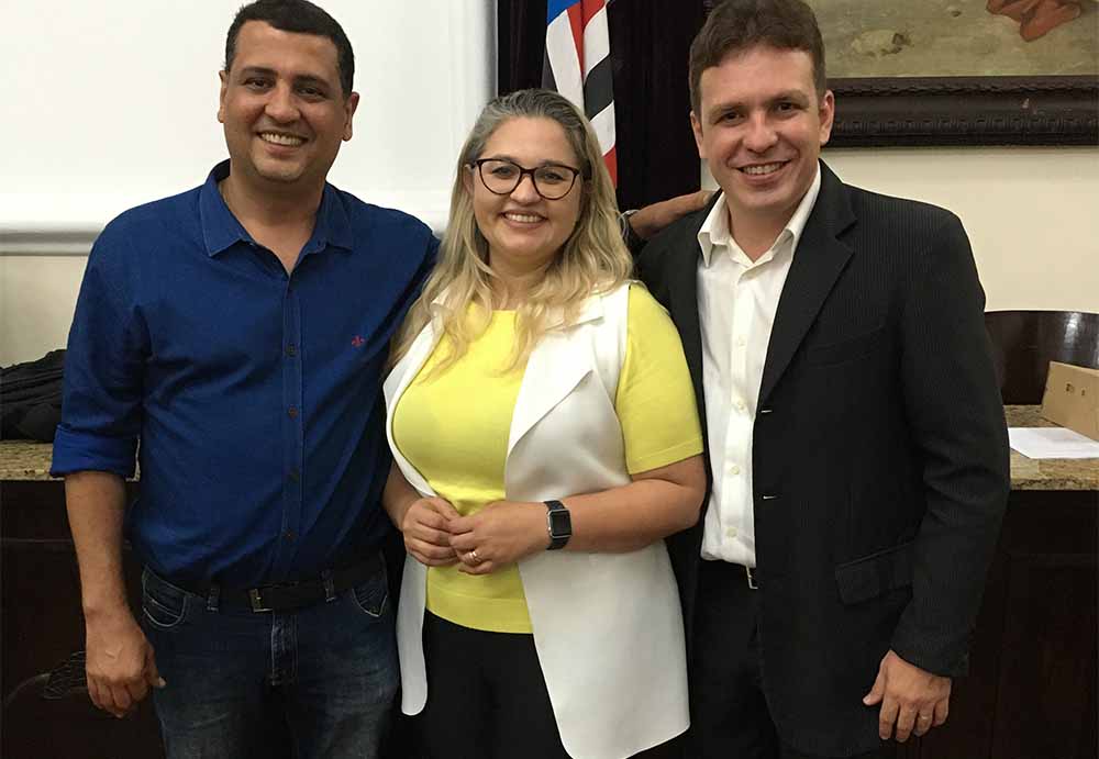 Empossada a nova diretoria da Associação dos Jovens Empresários