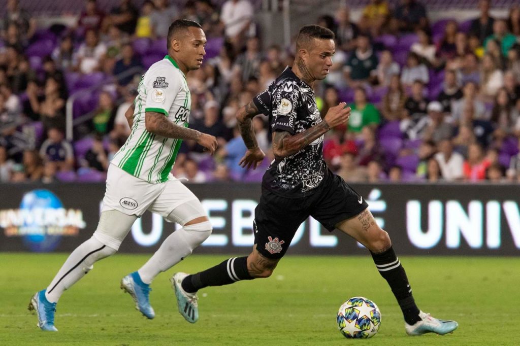 Corinthians perde para o Atlético Nacional e dá taça de campeão da Florida Cup para o Palmeiras