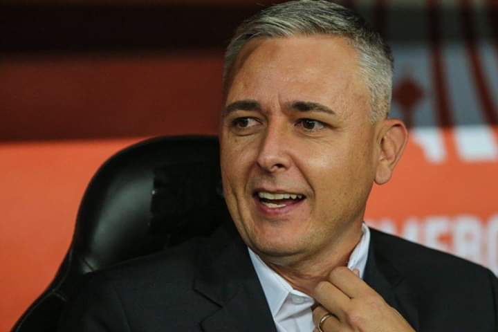 Thiago Nunes é apresentado oficialmente como o novo treinador do Corinthians