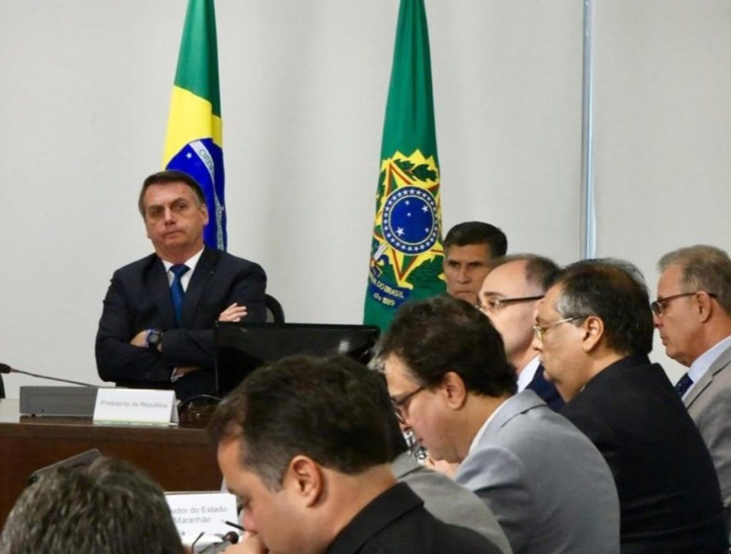 Bolsonaro lidera corrida presidencial, mas pela primeira vez Flávio Dino aparece no retrovisor