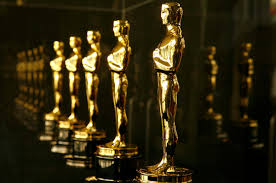 Parasita desbanca favoritos ao Oscar e leva quatro estatuetas, dentre elas a de Melhor Filme