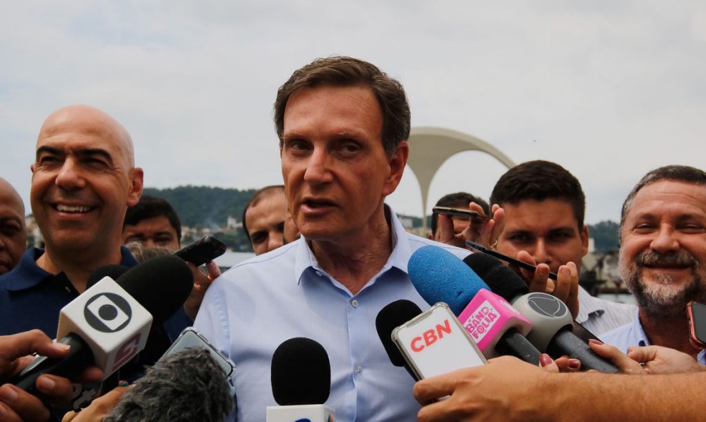 Em visita à Marquês de Sapucaí, Marcelo Crivella diz que Sambódromo está preparado para o carnaval