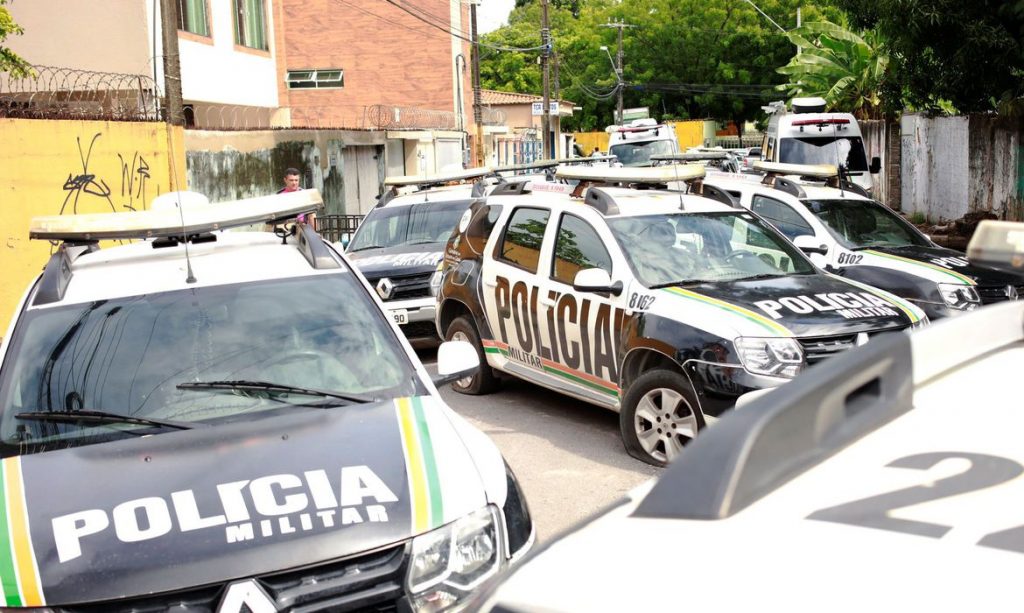 Após 13 dias da paralisação, policiais militares do Ceará vlltam ao trabalho