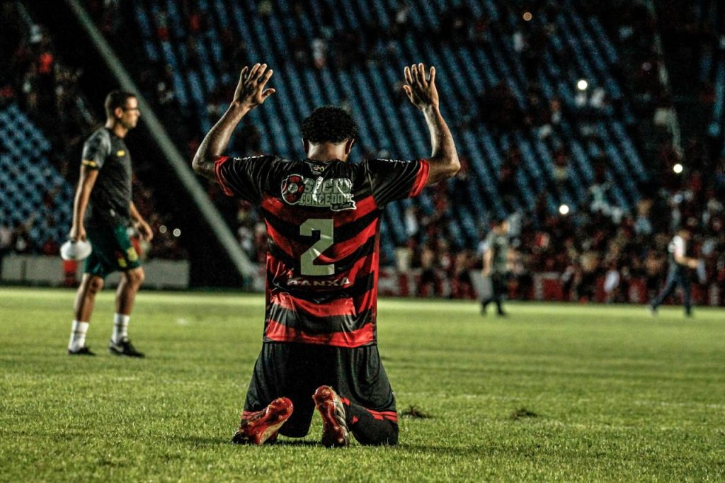 Moto derrota o Imperatriz e assume liderança isolada no Campeonato Maranhense