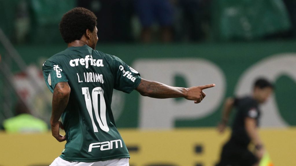 Com três gols de Luiz Adriano, Palmeiras vence o Guaraní do Paraguai pela Libertadores