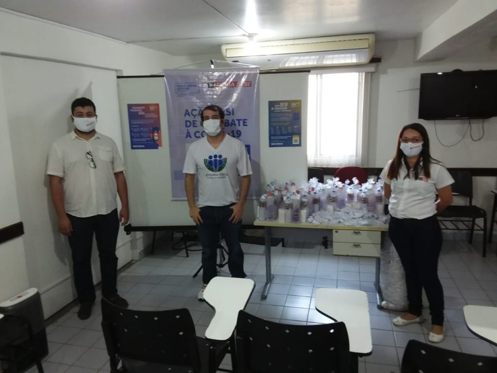 Sesi faz entrega de kits de higiene à Defensoria Pública para combate ao coronavírus