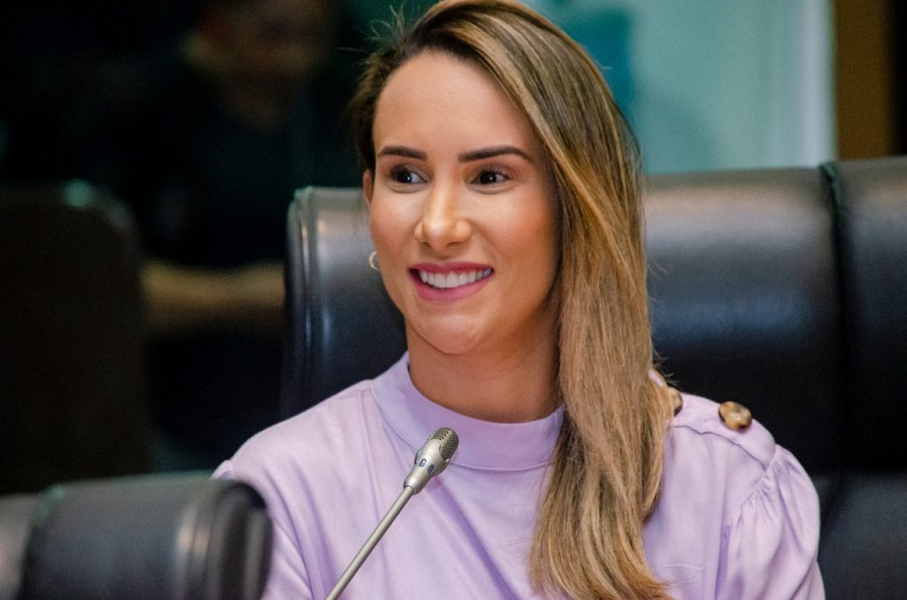 Deputada Thaiza Hortegal é internada no São Domingos e estado de saúde é delicado