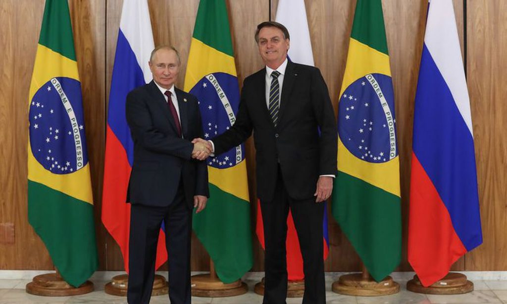 Bolsonaro chega a Moscou para encontro com Putin sobre comércio bilateral entre Rússia e Brasil