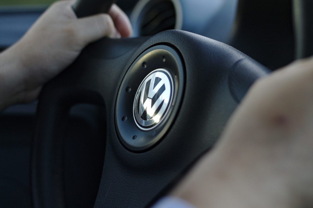 Saiba como e por que o Volkswagen Gol se tornou uma febre no mercado automotivo brasileiro
