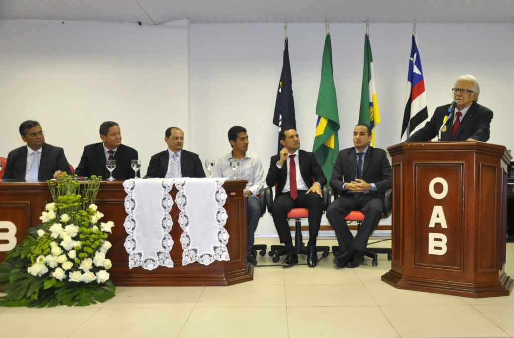 Othelino Neto decreta luto oficial na Assembleia Legislativa pelo falecimento do advogado e jornalista Sálvio Dino