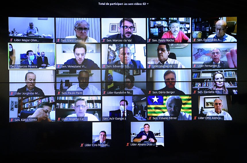 Deputados e senadores comemoram derrubada de vetos de Bolsonaro a proteção de indígenas