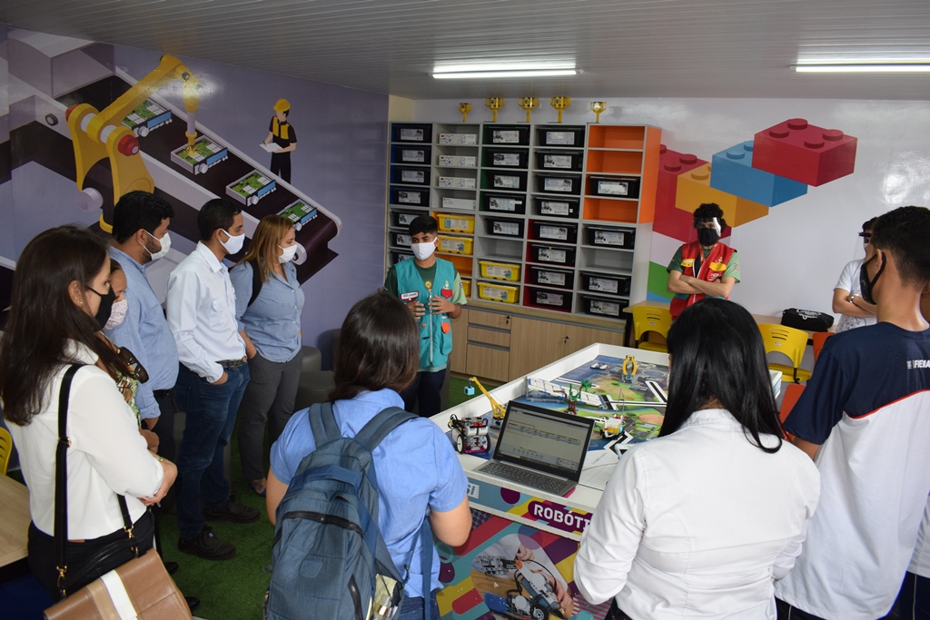 Indústrias mantenedoras do PDF conhecem estrutura educacional do Sesi em São Luís