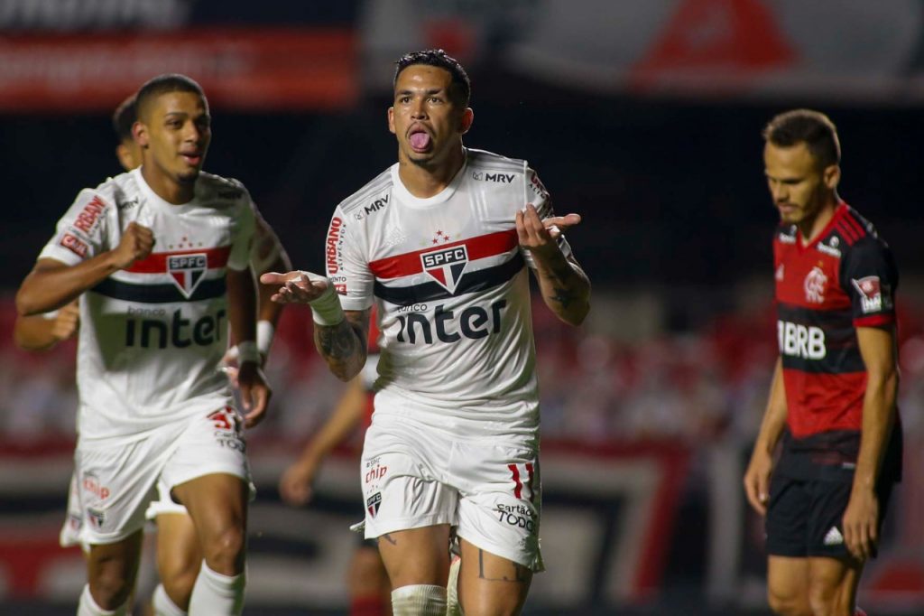 São Paulo vence o Flamengo mais uma vez e avança para as semifinais da Copa do Brasil