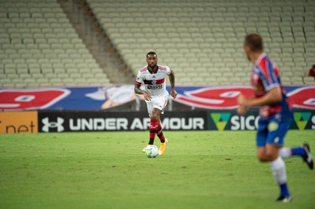 Flamengo e Fortaleza empatam numa pasta em gols, no Castelão, na capital cearense, e Goiás bate o Sport