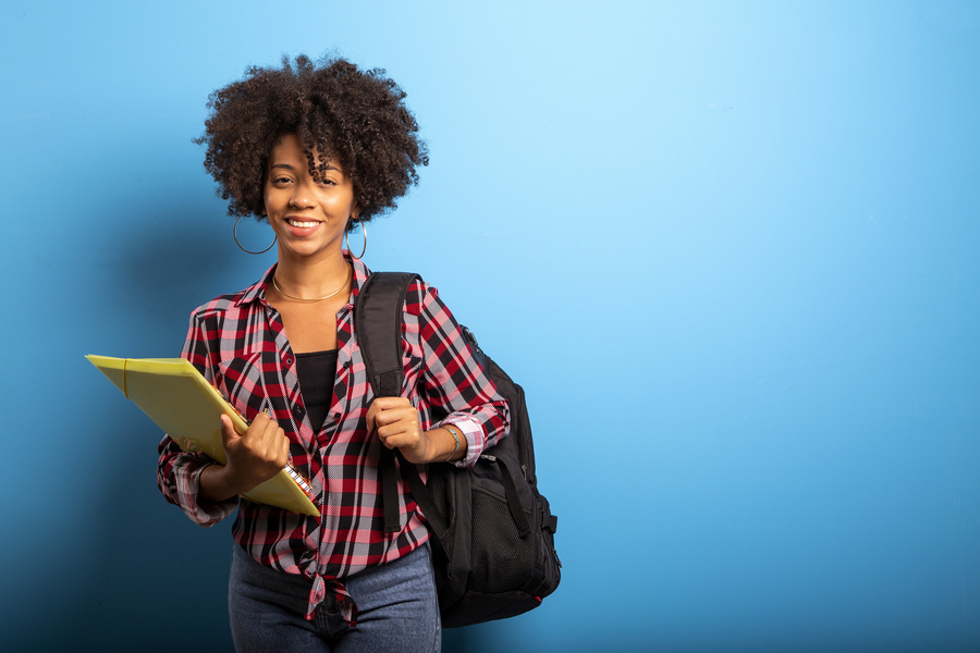Programa seleciona mulheres negras para curso on-line e gratuito de UX Design