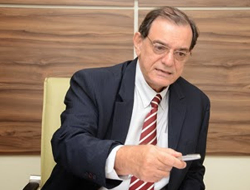 Academia de Cultura Jurídica homenageia professores com Medalha Fran Paxeco