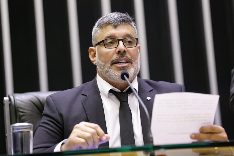 Alexandre Frota se candidata a presidente da Câmara e promete cassar mandato de Bolsonaro