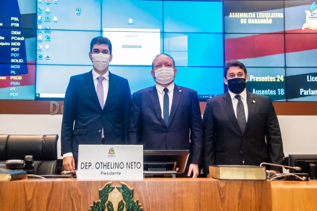 Othelino Neto é empossado para novo mandato na presidência da Assembleia Legislativa