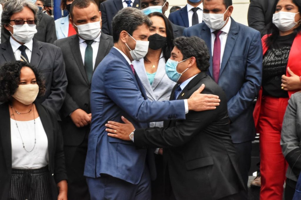 Na abertura dos trabalhos na Câmara, presidente e prefeito dizem ter inimigo comum: covid-19