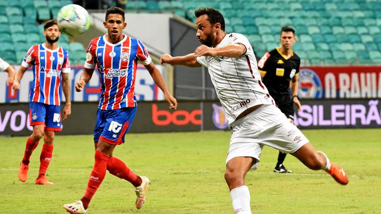 Fluminense derrota o Bahia e pega elevador rumo ao G4 do Brasileirão