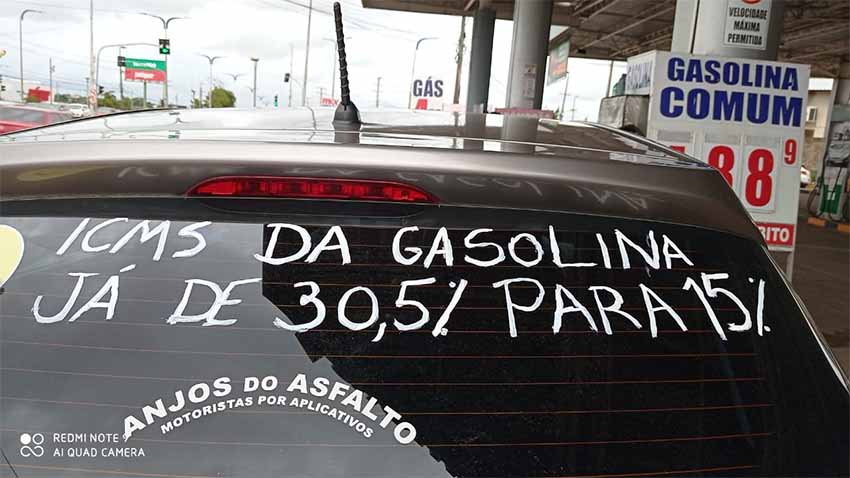 Motoristas de aplicativo protestam contra o alto índice do ICMS sobre combustíveis no Maranhão