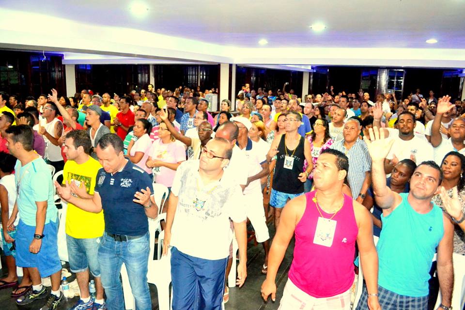 Apesar de aglomerarem, eventos religiosos são permitidos no carnaval