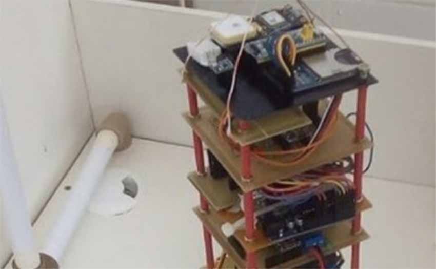 Nanossatélite desenvolvido por professores e alunos da UFMA será lançado no próximo ano
