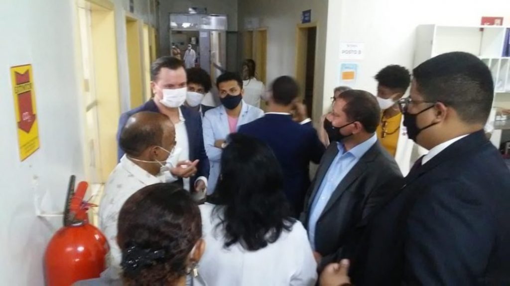 Sem agendamento, nove vereadores visitam duas unidades de saúde de São Luís nesta terça-feira