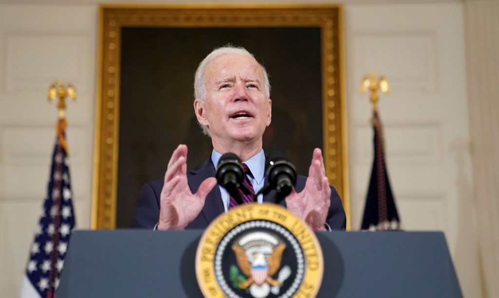 Joe Biden faz primeiro contato com a China e cita conflitos territoriais