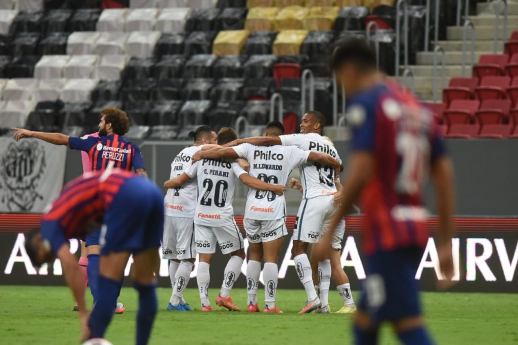 Santos empata com o San Lorenzo da Argentina e avança para fase de grupos da Copa Libertadores