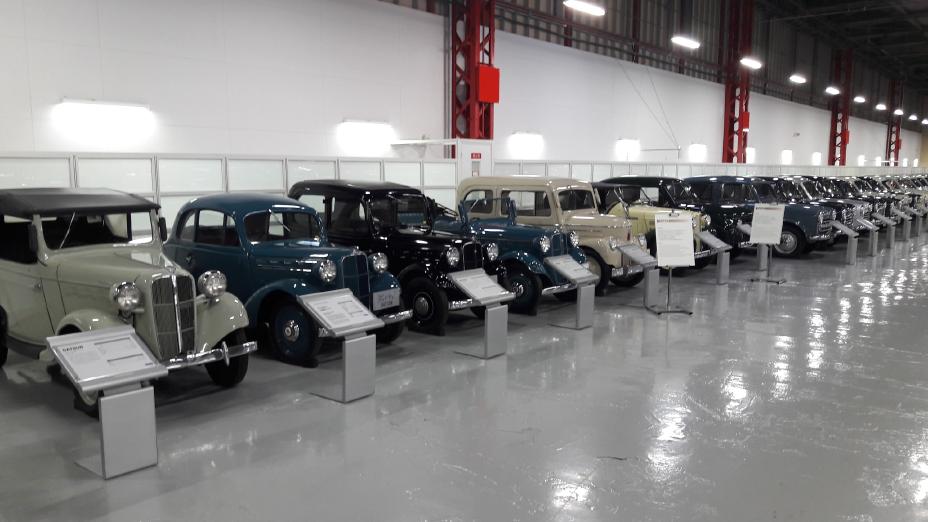 Mais de 80 anos da Nissan contados em uma coleção impecável