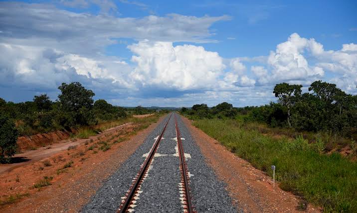 Mineradora da Bahia ganha leilão da Ferrovia Oeste-Leste e retoma obra com investimento de R$ 3,3 bilhões