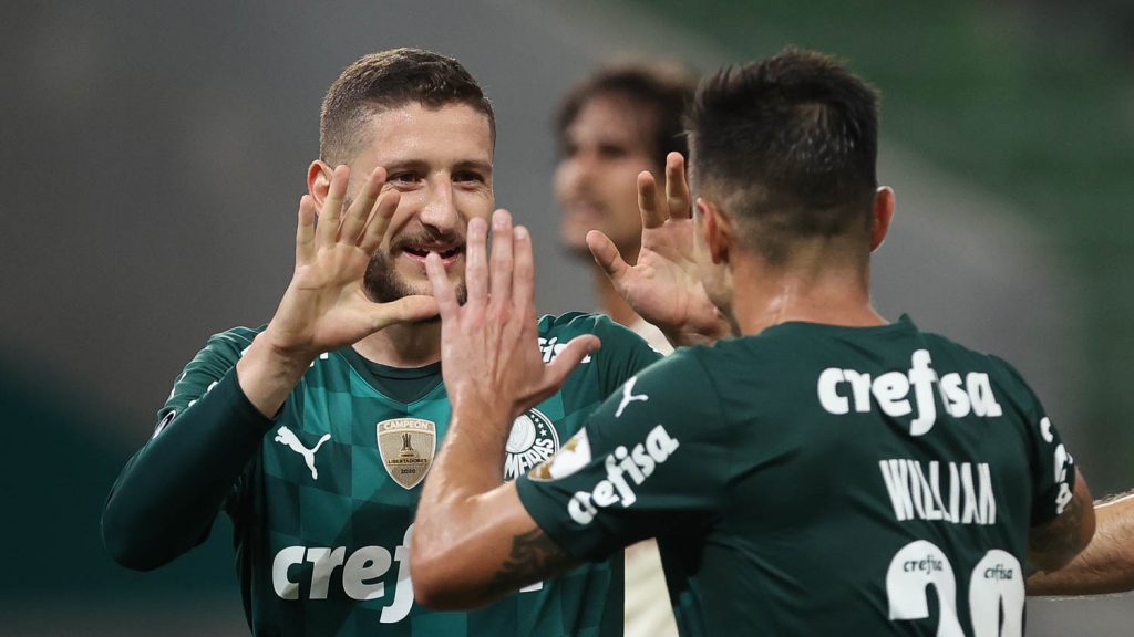 Palmeiras atropela Universitario e garante segunda melhor campanha geral na Libertadores