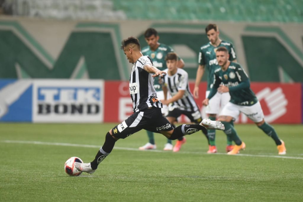 Palmeiras derrota Santos e deixa adversário sem chances de classificação no Paulista