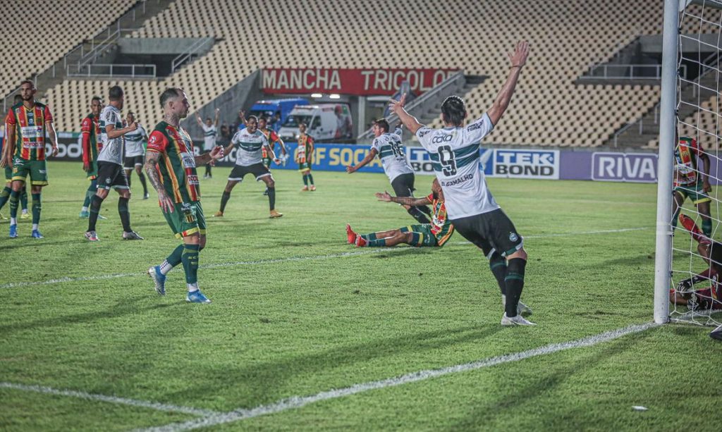 Coritiba vence, assume vice-liderança da Série B e tira o Sampaio da zona de classificação