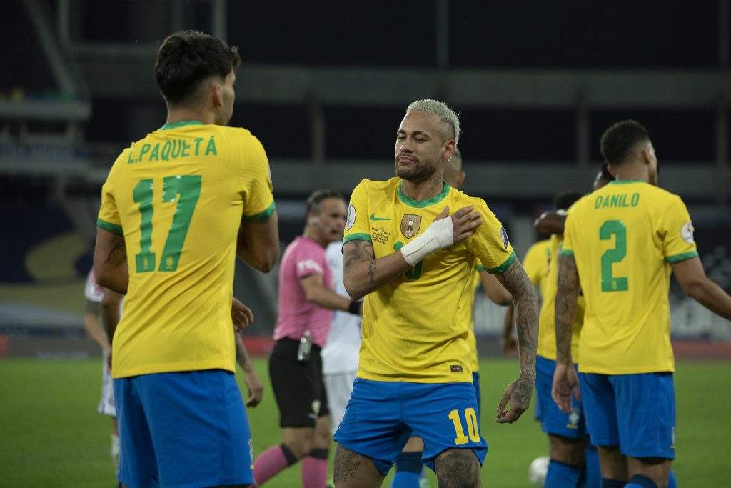 Brasil derrota o Chile e disputa semifinal da Copa América contra o Peru na próxima segunda-feira