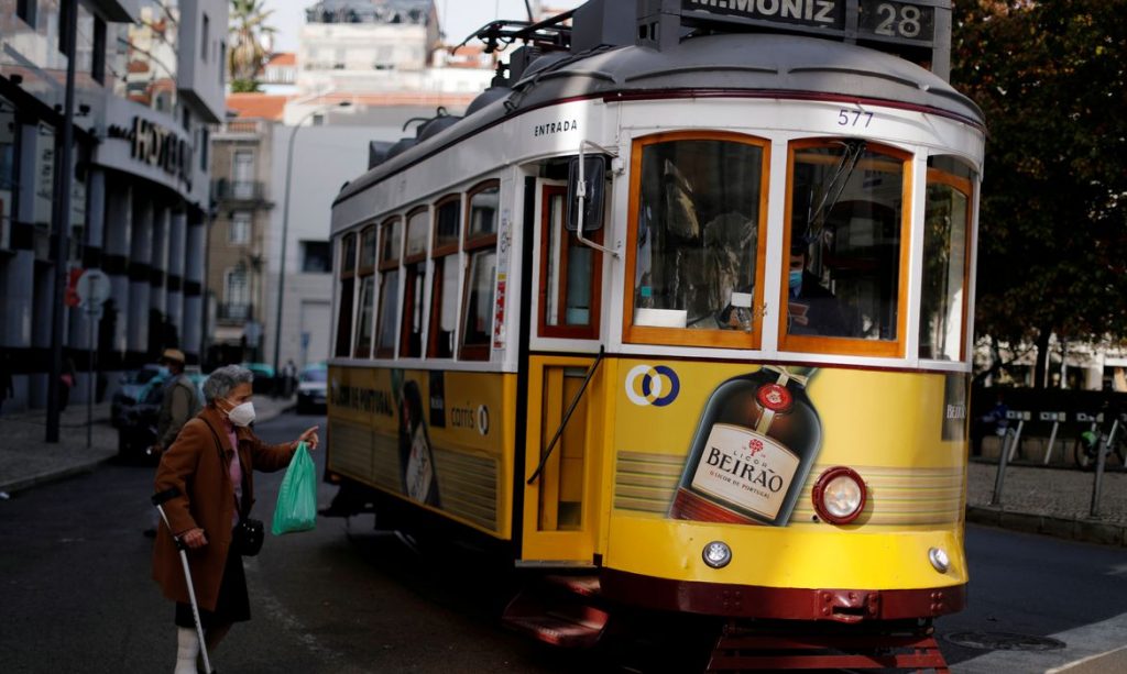 Portugal e Brasil analisam possibilidade de suspensão das restrições a viagens