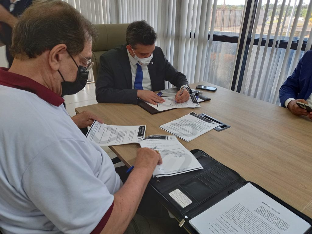 OAB firma convênio com a SVT e garante descontos em mestrado e doutorado de Direito