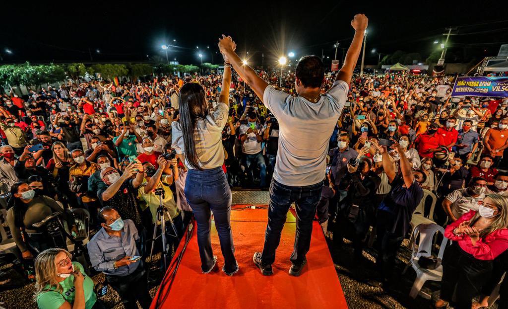 Weverton provoca aglomeração em Imperatriz ao se lançar pré-candidato governador do Maranhão